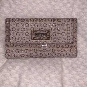 Guess wallet